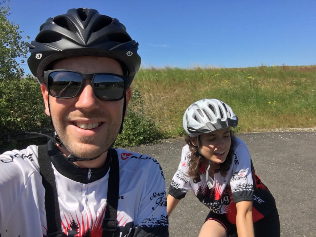 Kerstin und Tobi nach dem Warmfahren