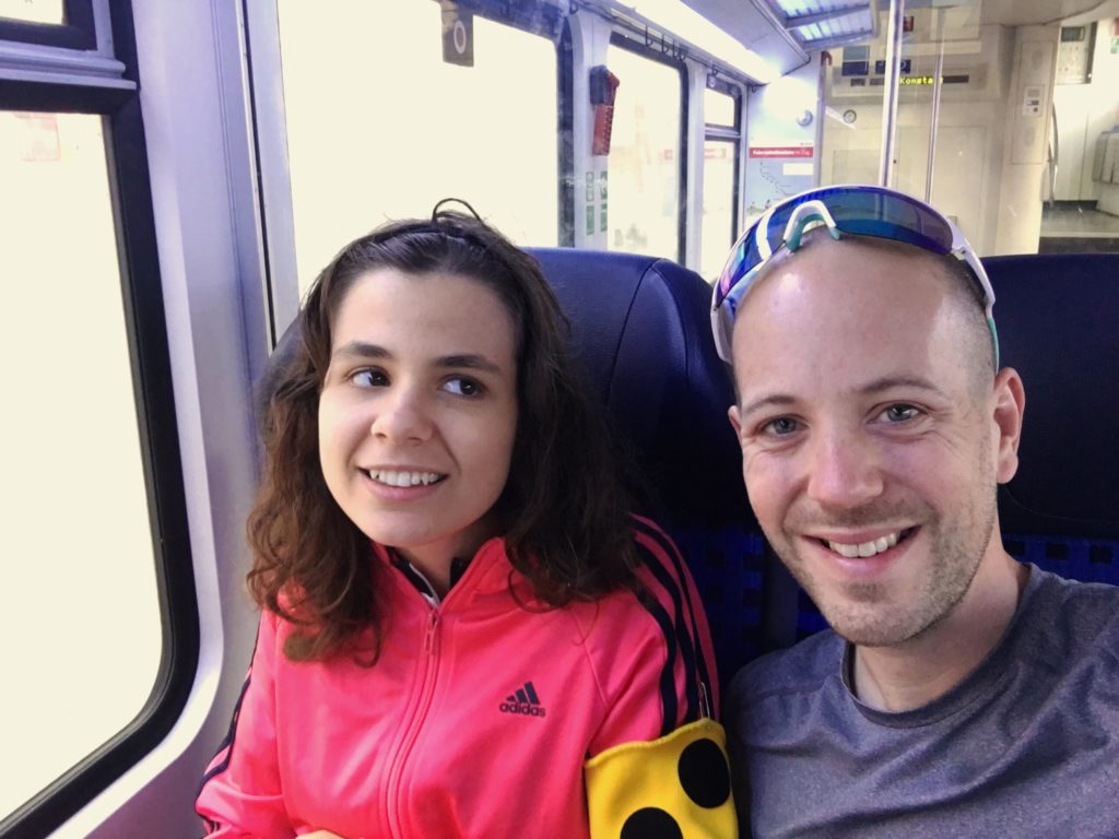 Kerstin und Tobi im Zug